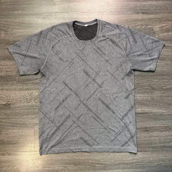 lululemon athletica Other - Lululemon Men's Metal Vent Tech Short Sleeve - Grey